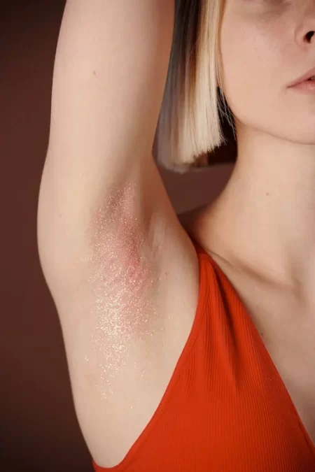 Are armpit rashes normal